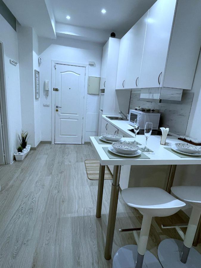 Appartamento Precioso Apartamento Cerca De La Playa. Benalmádena Esterno foto